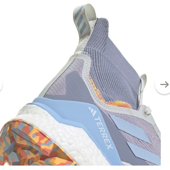 Adidas Terrex Hiking Shoe - Picture 4 of 8